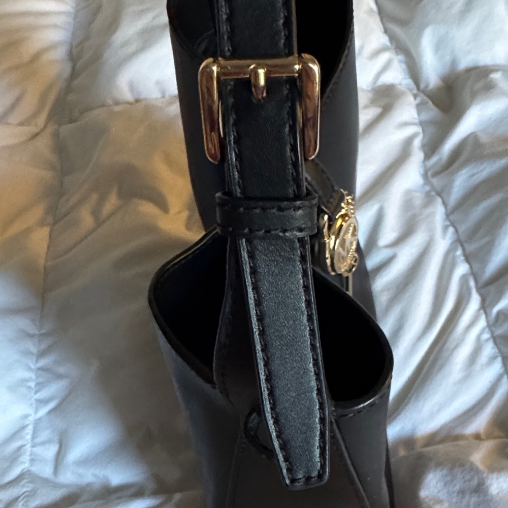 Michael Kors Black Shoulder Bag with Gold Accent - Picture 5 of 11